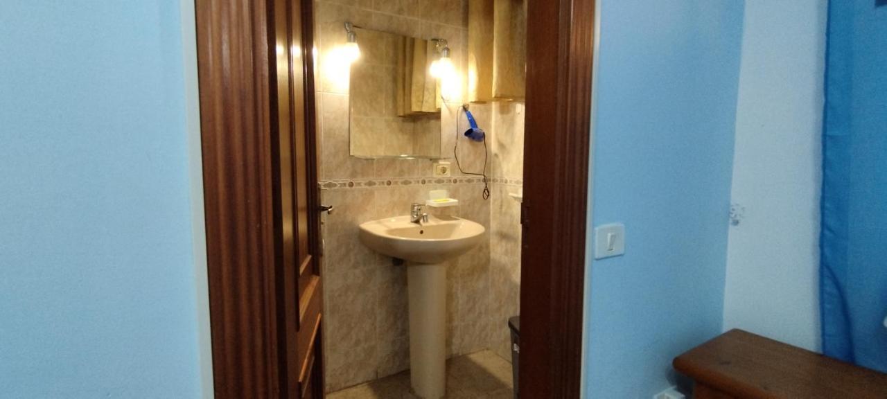 Los Cristianos Centro, Room With A Private Bathroom In Shared Apartment Арона Экстерьер фото